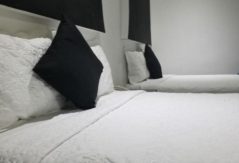 Camera Deluxe, Dluxe & Suites