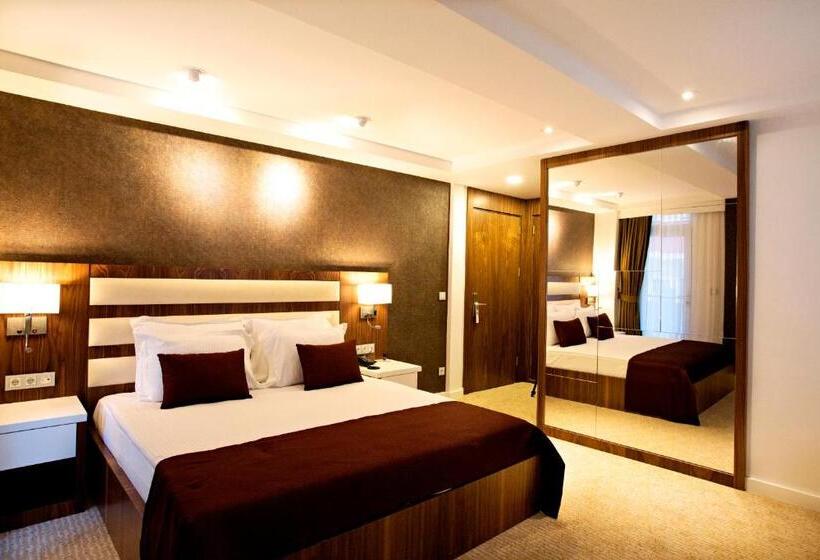 غرفة بيزنس, Endglory