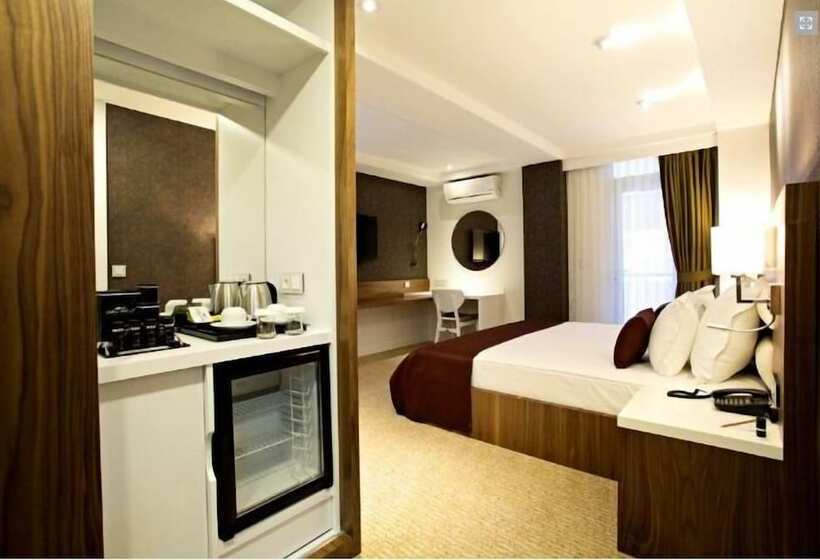 غرفة بيزنس, Endglory