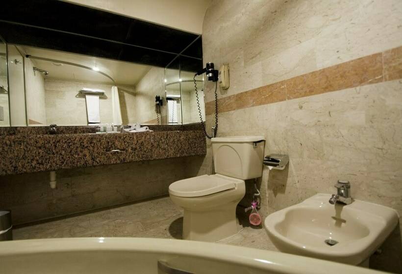 غرفة ديلوكس, Hofuf