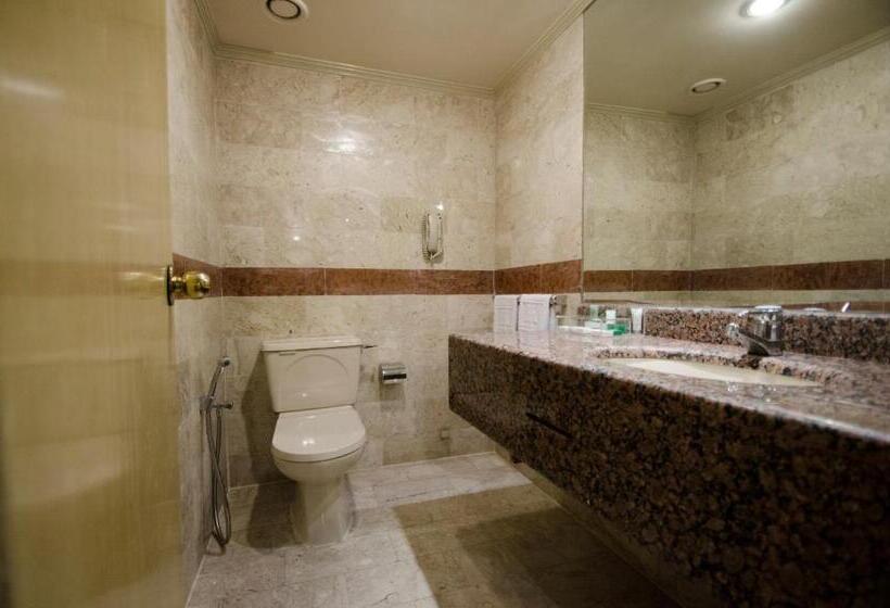 سوئیت جونیور با چشمانداز باغ, Hofuf