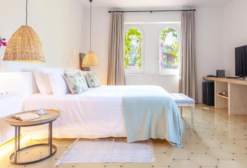 غرفة ديلوكس مزودة بتراس, Mas Pastora   Adults Only