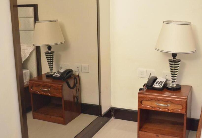 سوییت اجرایی, Nefaland