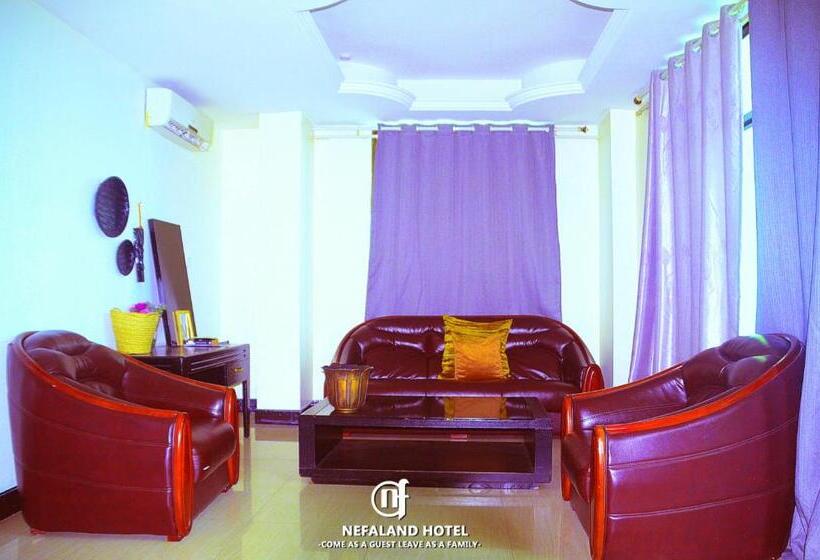 سوییت لوکس, Nefaland