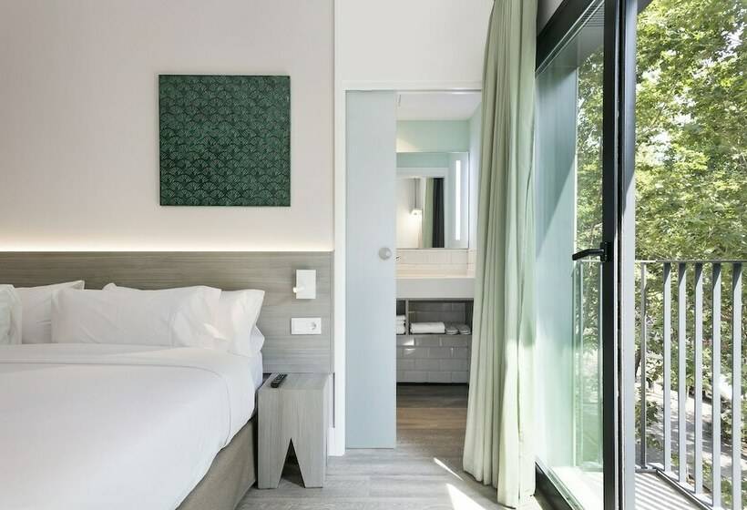 اتاق استاندارد, Niu Barcelona