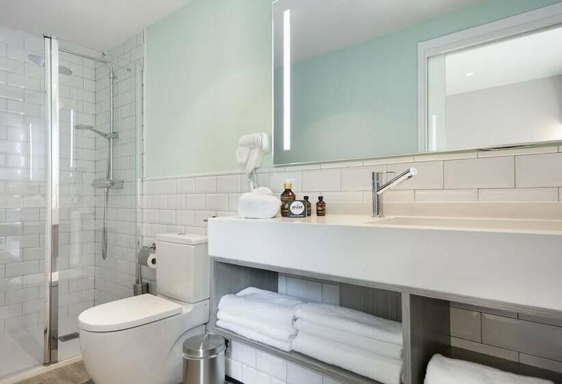 اتاق سوپریور, Niu Barcelona