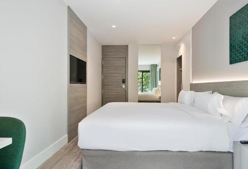 اتاق استاندارد, Niu Barcelona