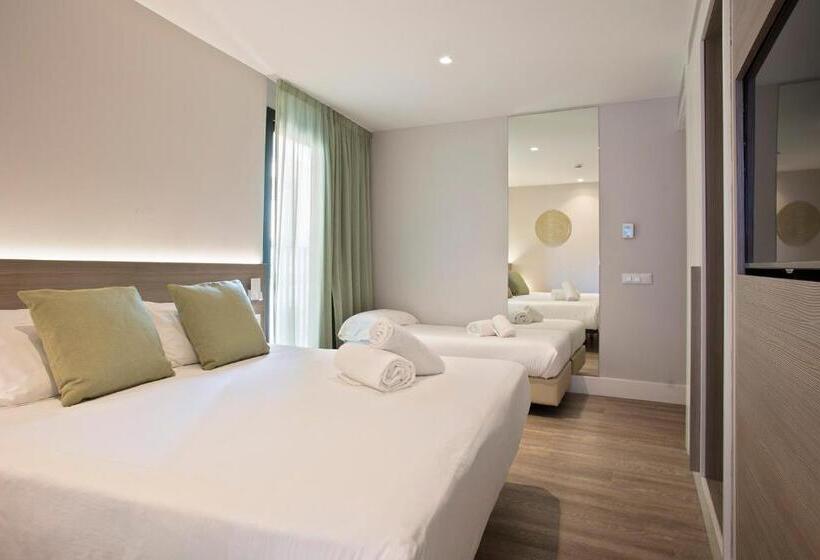 اتاق استاندارد سه نفره, Niu Barcelona