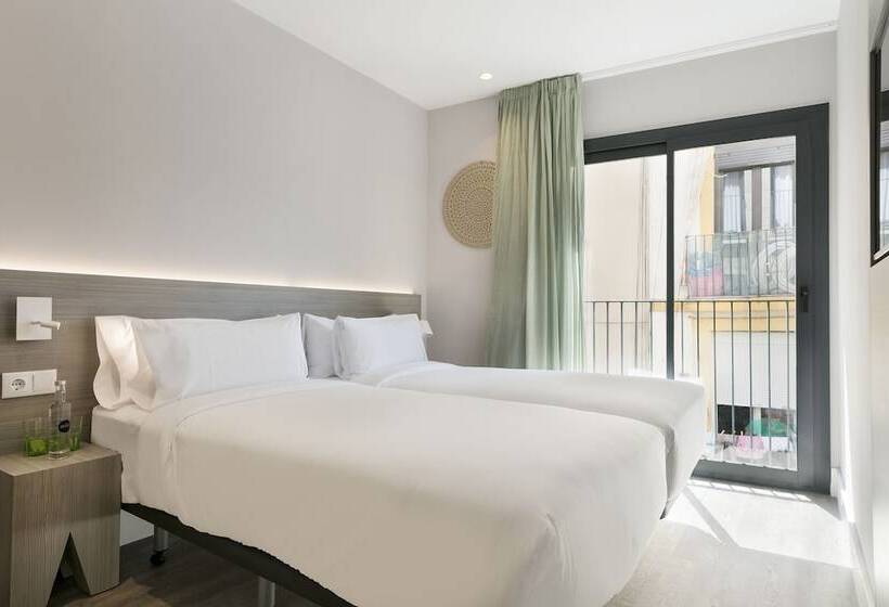Номер Basic, Niu Barcelona