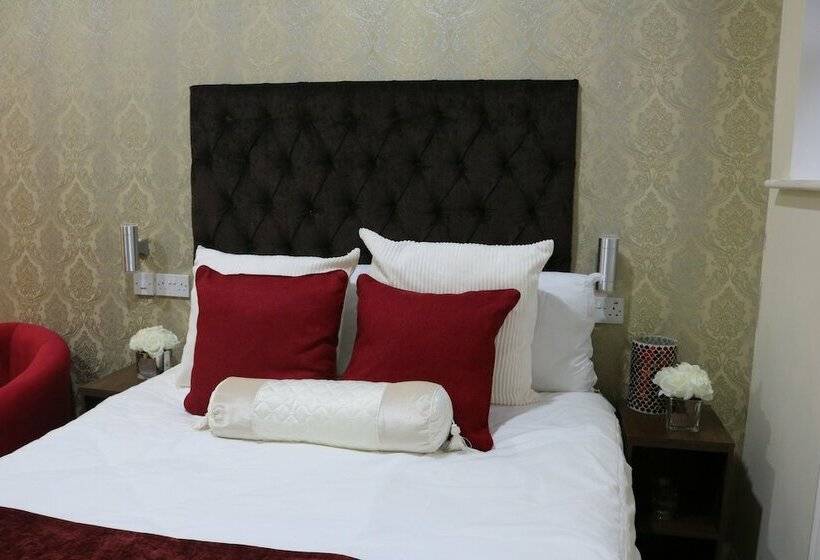 Номер Стандарт, Trivelles Seaforth
