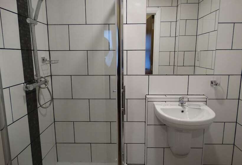 Номер Дюплекс, Trivelles Seaforth