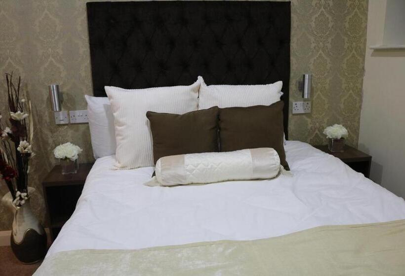 Номер Стандарт, Trivelles Seaforth