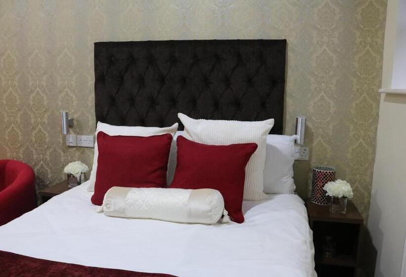 Номер Стандарт, Trivelles Seaforth