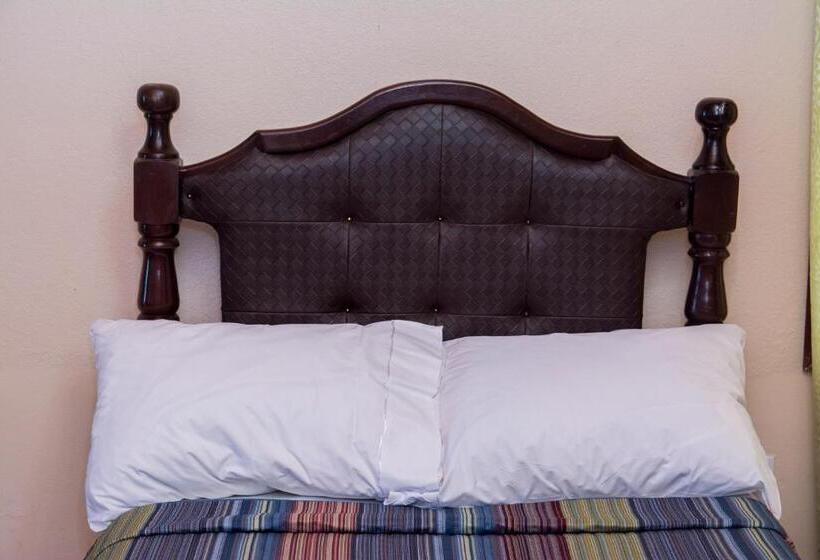 اتاق استاندارد, Windjammer International Cuisine & Comfort Inn