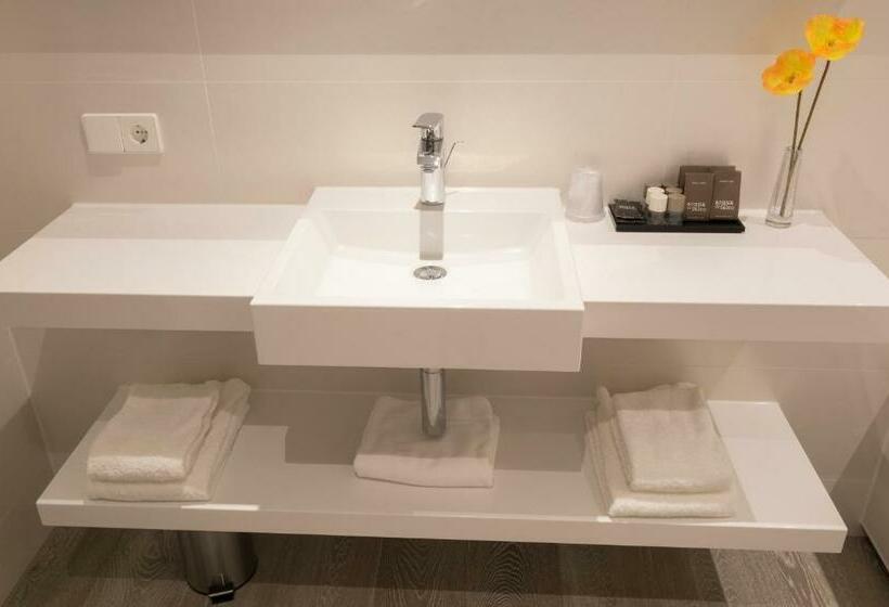 Номер Комфорт, Van Der Valk Hotel Utrecht