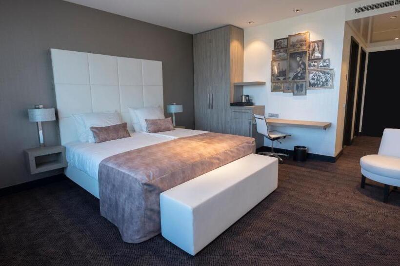 Номер Комфорт, Van Der Valk Hotel Utrecht