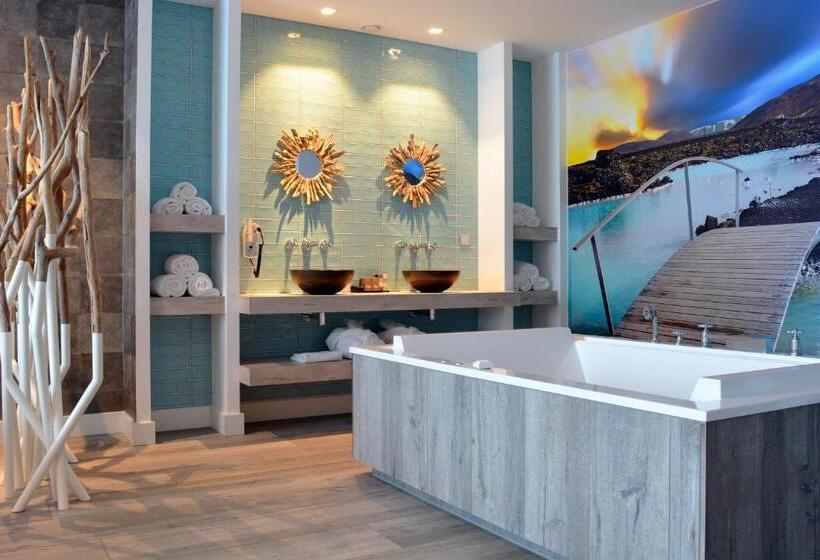 Люкс, Van Der Valk Hotel Utrecht