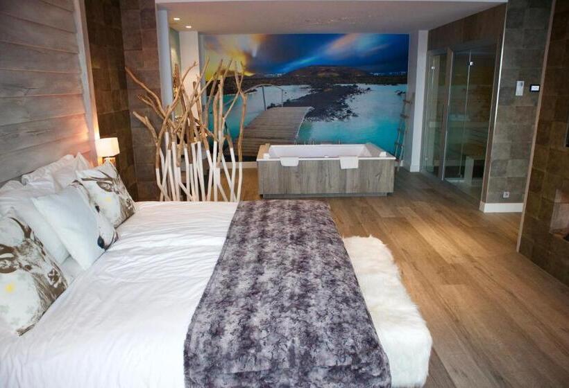 Люкс, Van Der Valk Hotel Utrecht