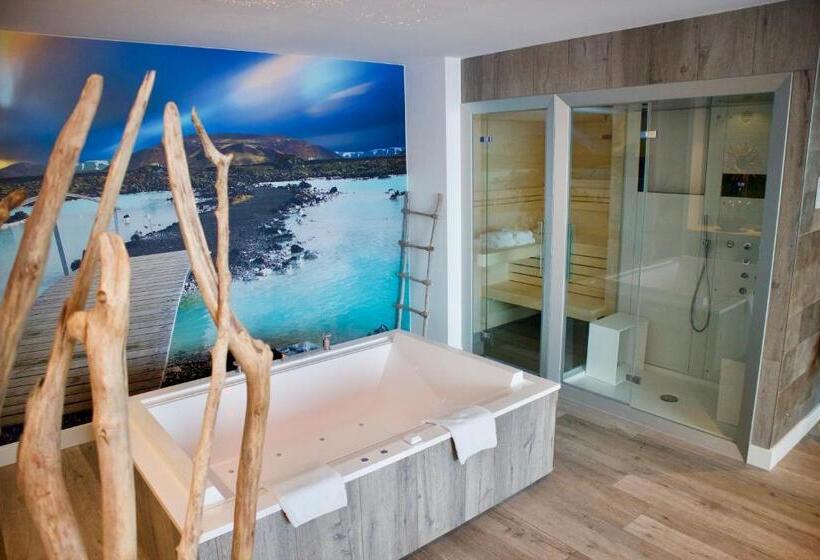 Люкс, Van Der Valk Hotel Utrecht