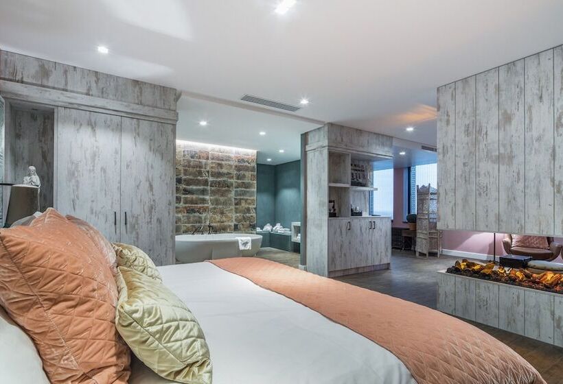 Люкс, Van Der Valk Hotel Utrecht