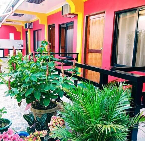 اتاق خانوادگی, Amelia Homestay