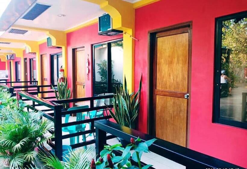 اتاق خانوادگی, Amelia Homestay