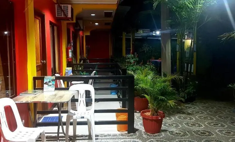 اتاق خانوادگی, Amelia Homestay