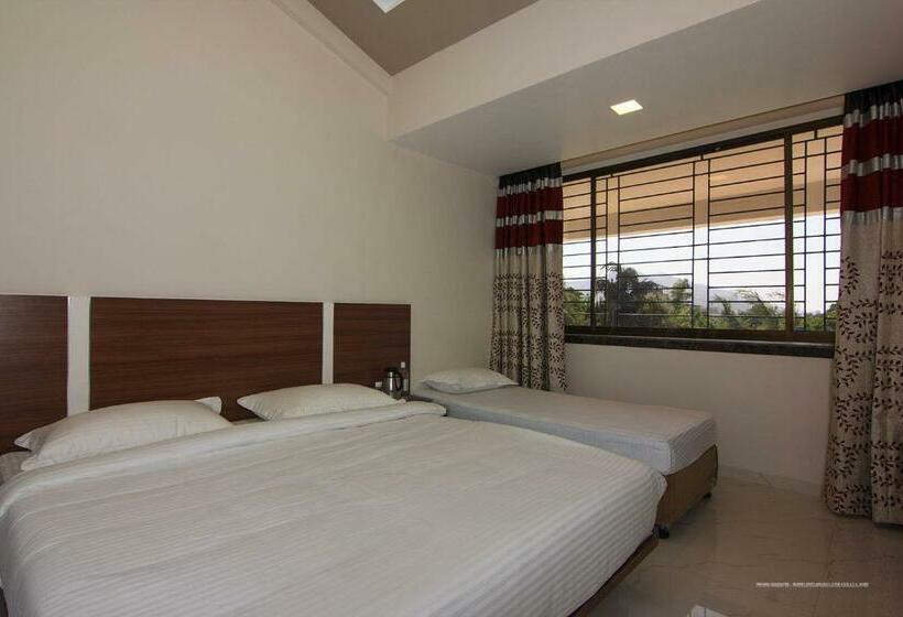 חדר דלוקס, Highland Resort