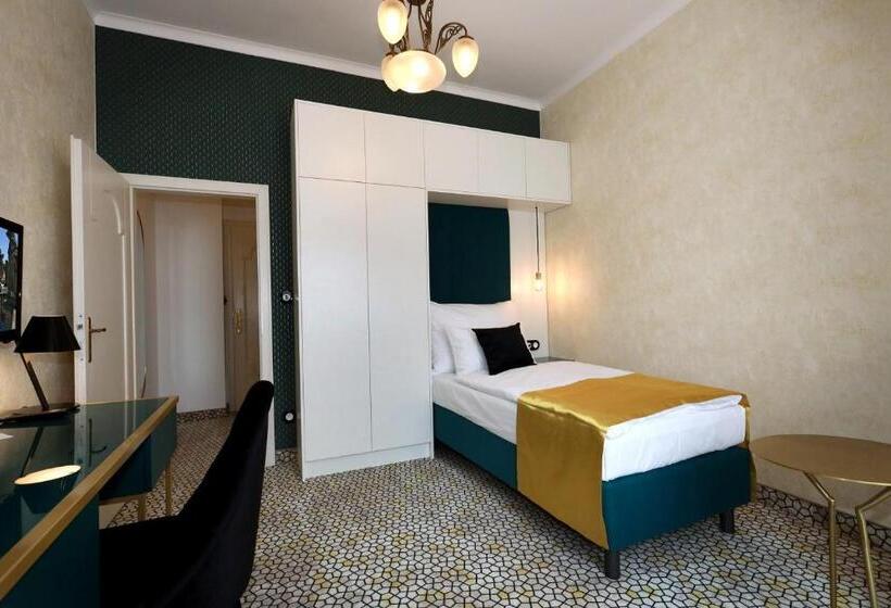 اتاق سوپریور یک تخته, Art Deco Wolker By Astoria Hotel & Medical Spa