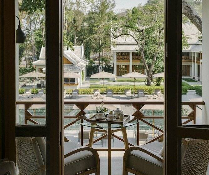 غرفة ديلوكس مطلة على حمام السباحة, Avani+ Luang Prabang