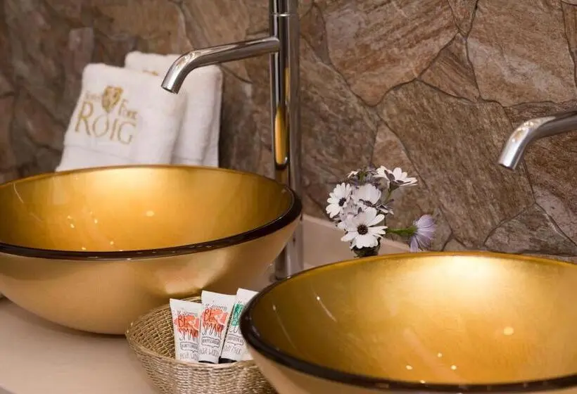デラックススイート, Casa Font I Roig