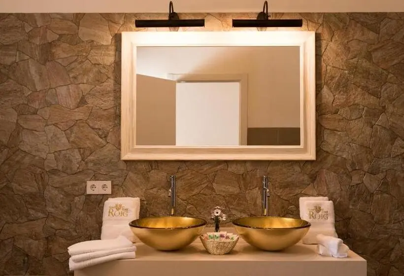 デラックススイート, Casa Font I Roig