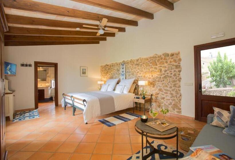 Номер Deluxe, Casa Font I Roig