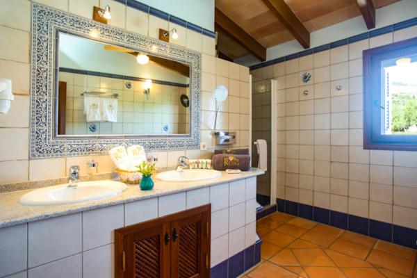 デラックスルーム, Casa Font I Roig