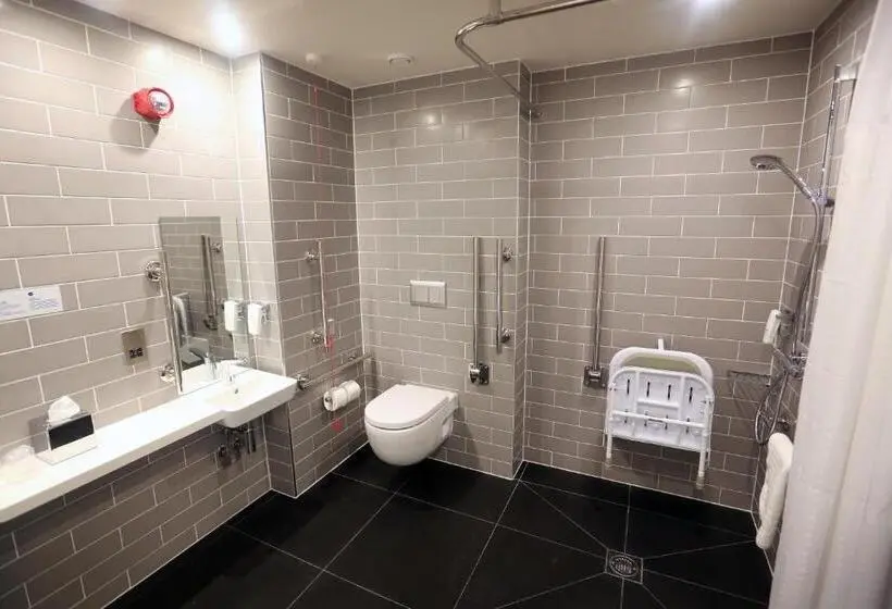 身障者適用スタンダードルーム, Holiday Inn Express   Manchester   Traffordcity, An Ihg