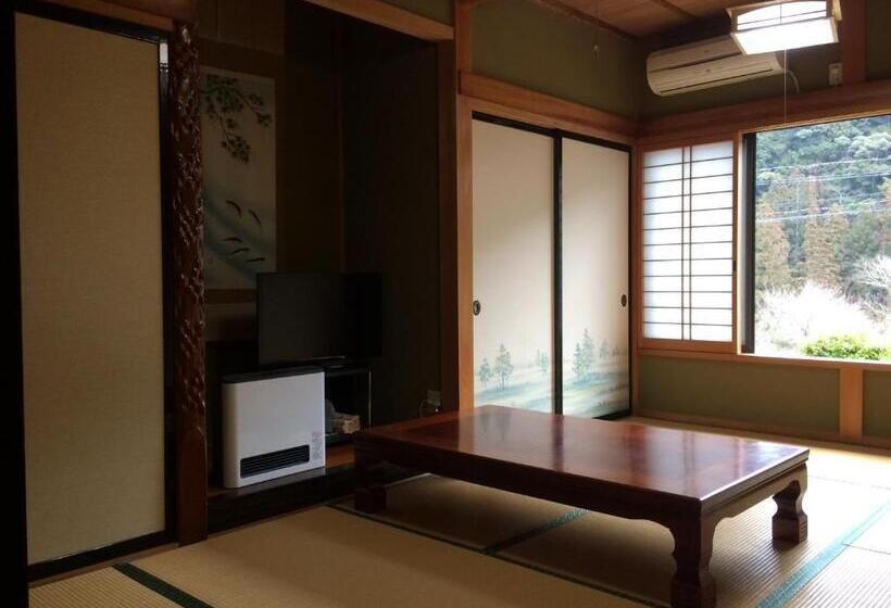 غرفة قياسية, Minshuku Ryokan Kawai