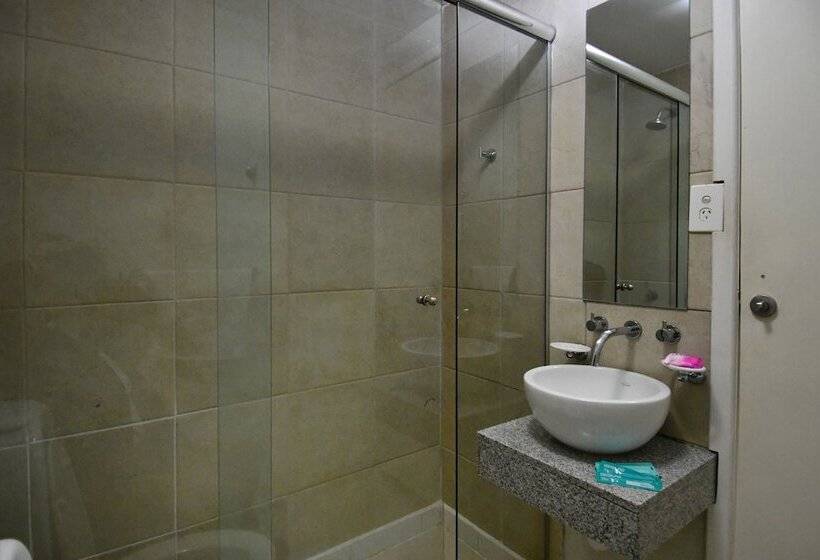 اتاق استاندارد سه نفره, O2 Hotel Gesell