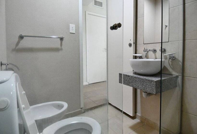 اتاق استاندارد چهار تخته, O2 Hotel Gesell