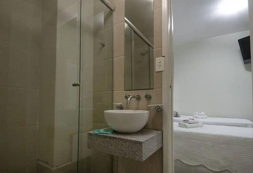 スタンダード４人部屋, O2 Hotel Gesell