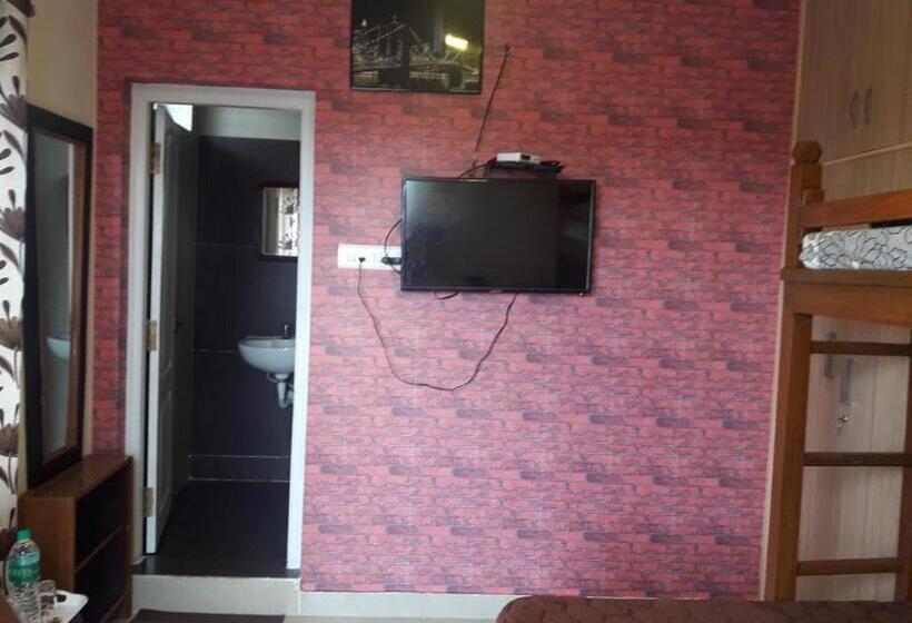اتاق اکونومی, Drizzledrop Inn