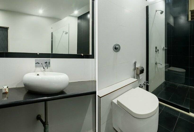 اتاق لوکس, Rendezvous