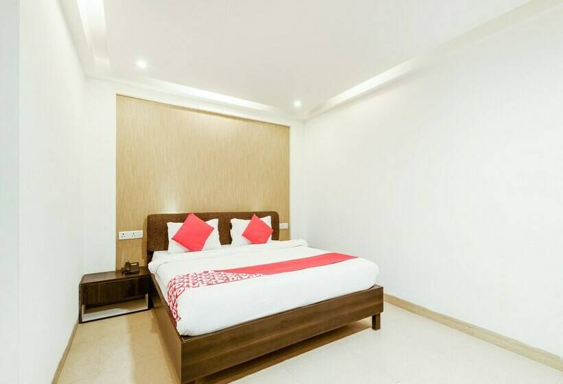 اتاق لوکس, Rendezvous