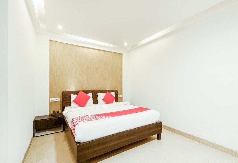 اتاق لوکس, Rendezvous