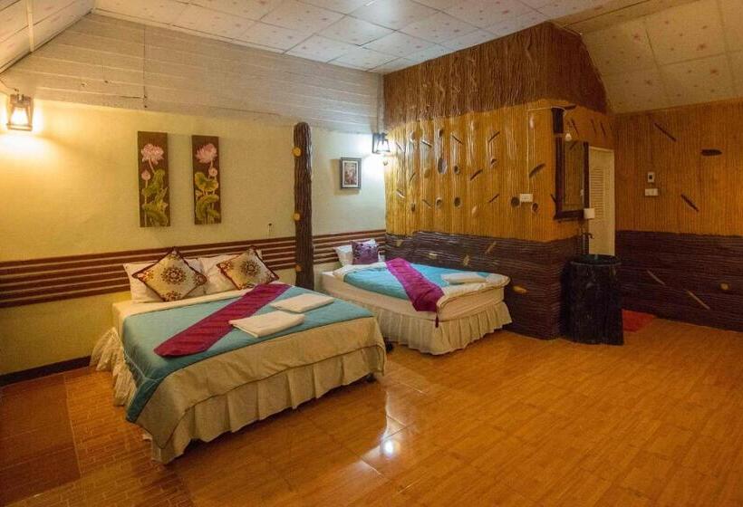 Дом 4 Спальни, Tanihill Resort