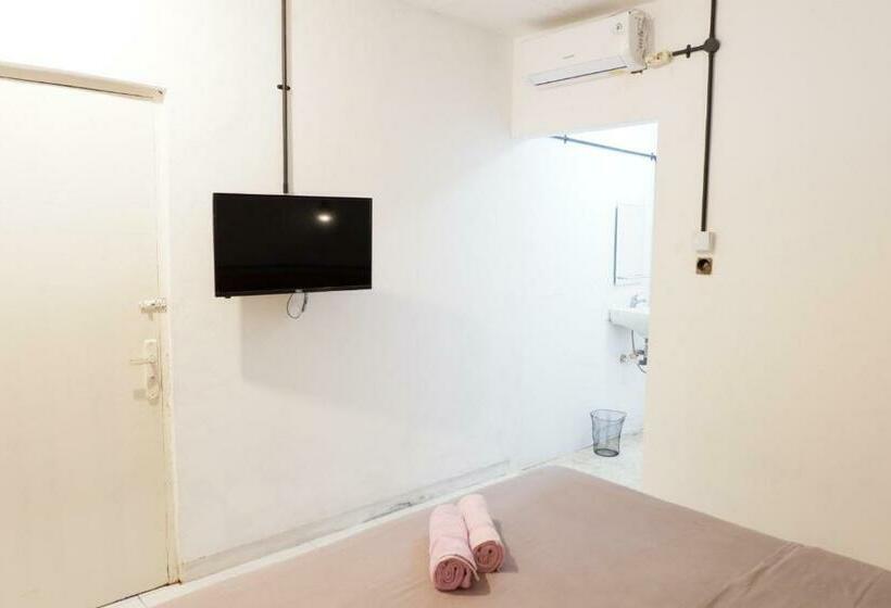 标准间, Buton Backpacker Lodge