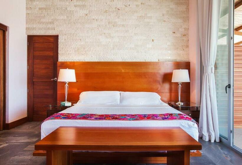 Номер Deluxe Вид на Море с Балконом, Casa Chachacha