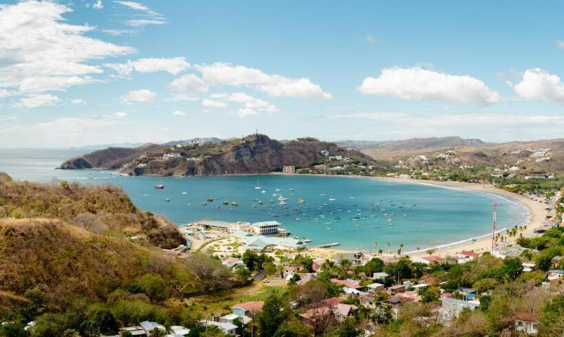 اتاق لوکس, Casa Chachacha