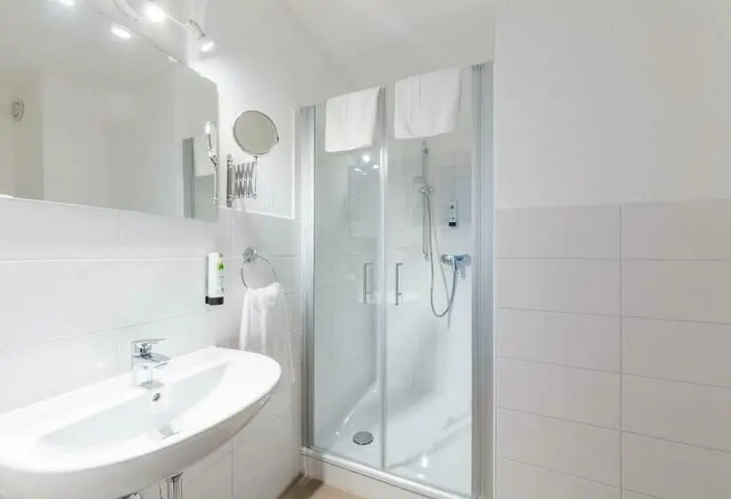 バルコニー付きシングルスタンダードルーム, Friends Hotel Bad Salzuflen