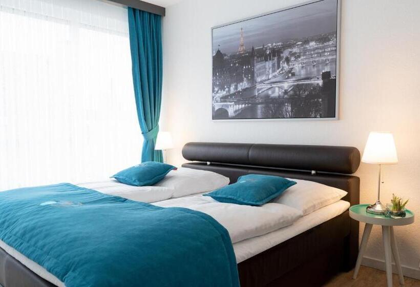 غرفة قياسية مزوَّدة بشُرفة, Friends Hotel Bad Salzuflen