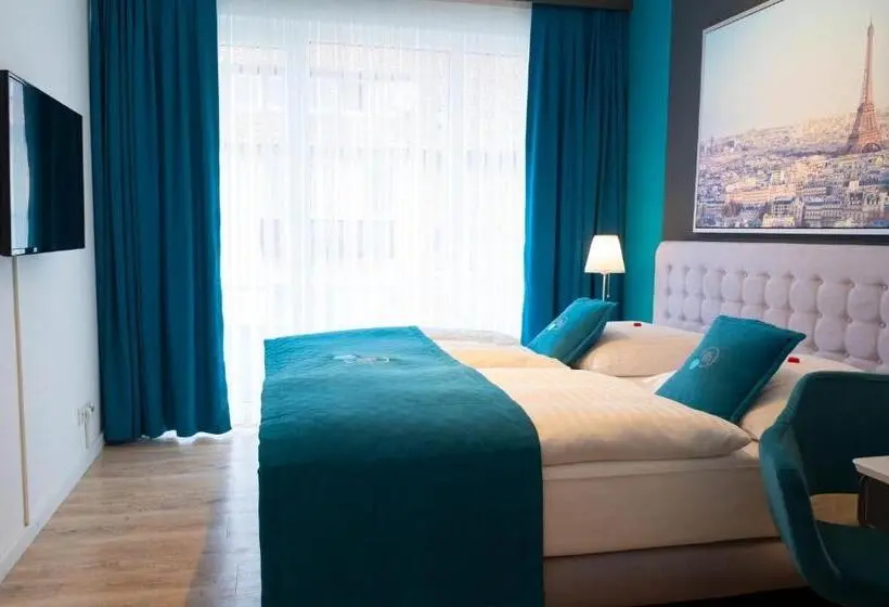 バルコニー付きスーペリアルーム, Friends Hotel Bad Salzuflen